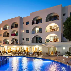 Aparthotel Puerto, Cala Vadella (Ibiza)